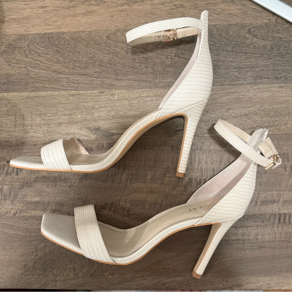 Kookai white heels